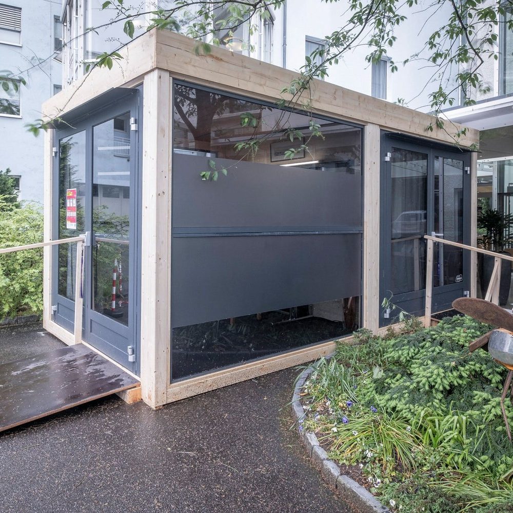 winkler-livecom-besucherpavillon-binningen-2.jpg__1500x1000.0_q85_HIGH_RESOLUTION_crop-smart_subsampling-2_upscale