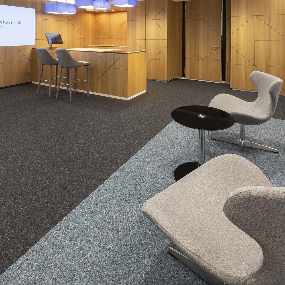 winkler-livecom-hypothekarbank-lenzburg-3.jpg__1500x1000.0_q85_HIGH_RESOLUTION_crop-smart_subsampling-2_upscale